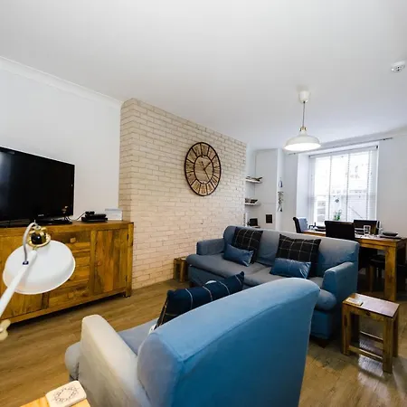 Flat 1 Flint House Tenby - 2 Bedroom - Garden - Dog Friendly Exterior photo